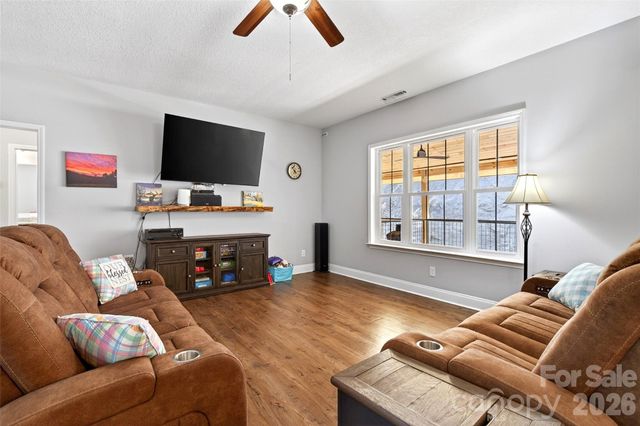 50 Glass Falls Trail 143,144, Black Mountain, NC 28711