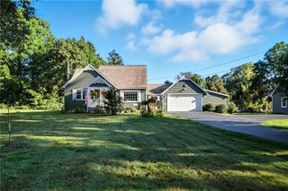 70 Stony Point Road, Ogden, NY 14624
