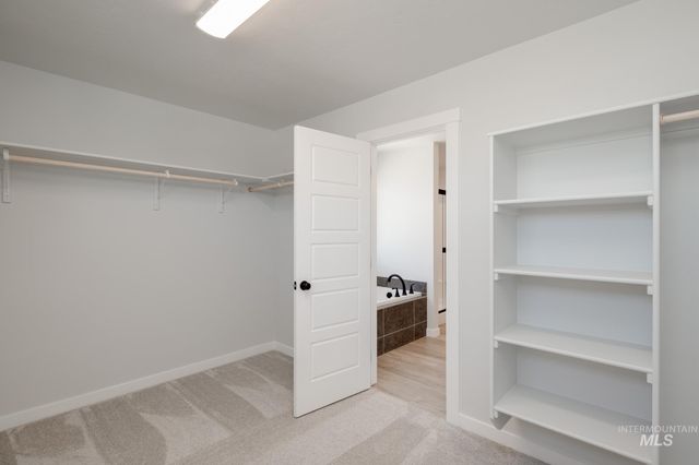 8178 E Cool River Lp, Nampa, ID 83687