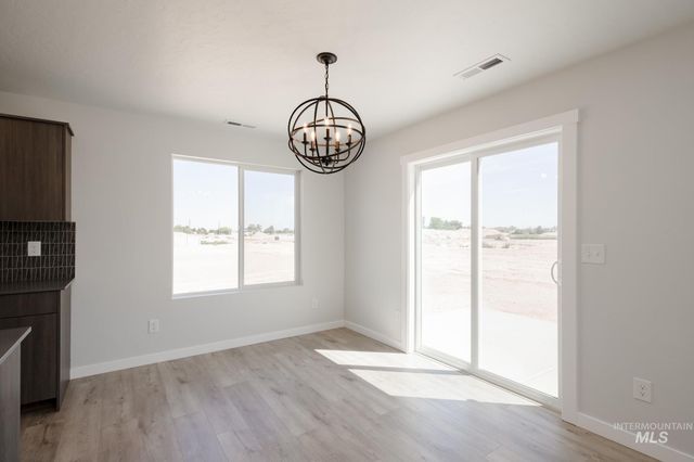 8178 E Cool River Lp, Nampa, ID 83687