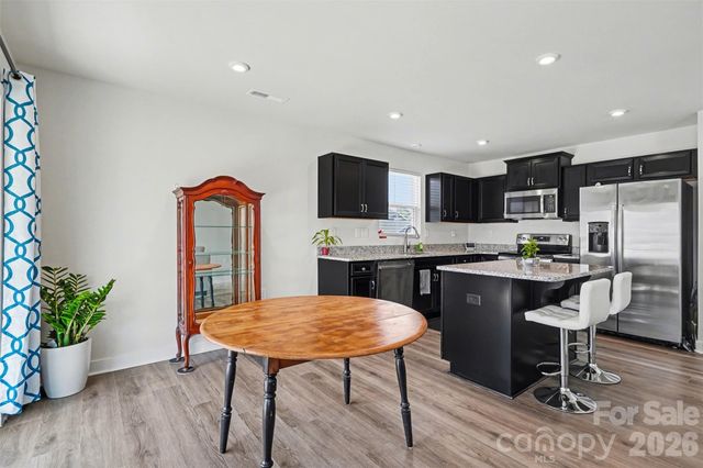 621 Grandiflora Avenue, Lancaster, SC 29720