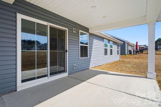 621 Grandiflora Avenue, Lancaster, SC 29720