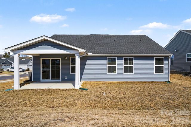 621 Grandiflora Avenue, Lancaster, SC 29720