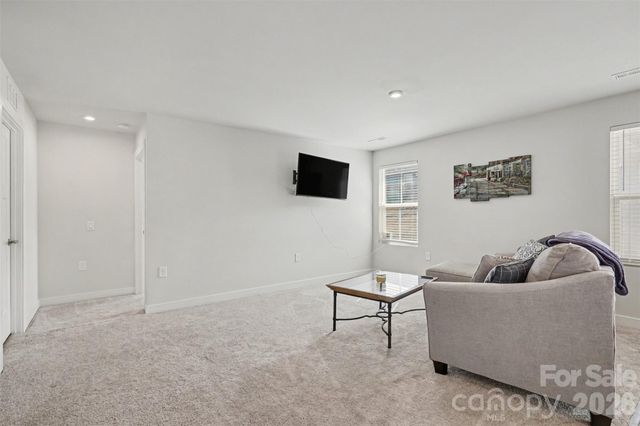 621 Grandiflora Avenue, Lancaster, SC 29720