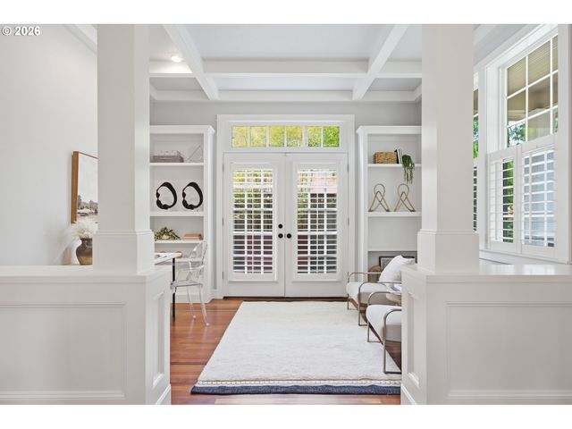 144 LEONARD St, Lake Oswego, OR 97034