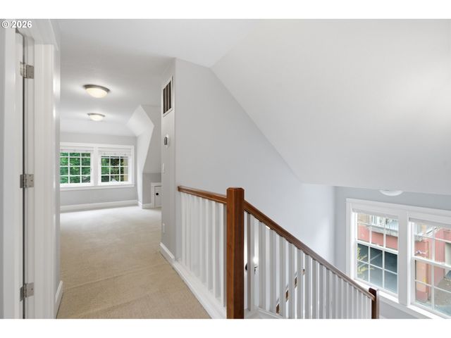 144 LEONARD St, Lake Oswego, OR 97034
