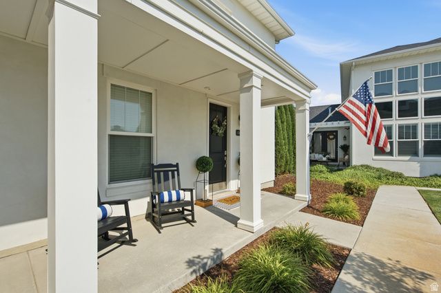 10621 S LAMOND DR, South Jordan, UT 84009