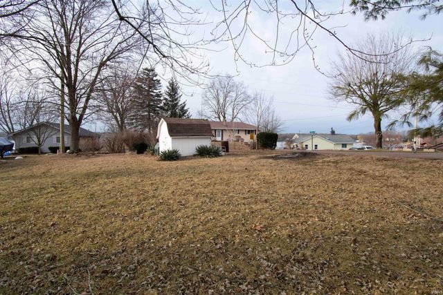 1895 W 570 N, Howe, IN 46746