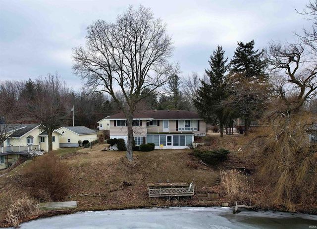 1895 W 570 N, Howe, IN 46746