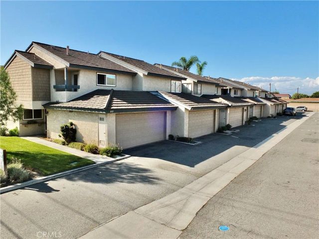 8485 Kington Way 11, Cypress, CA 90630