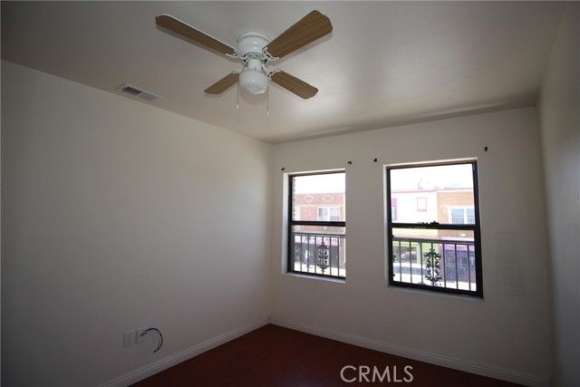 7914 Seville Avenue B, Huntington Park, CA 90255