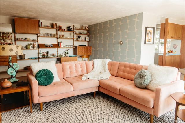 1090 N Lafayette Street 504, Denver, CO 80218