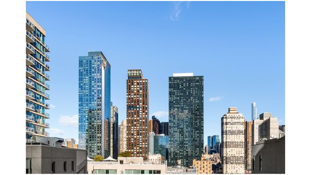 448 W 37TH Street A9, New York City, NY 10018