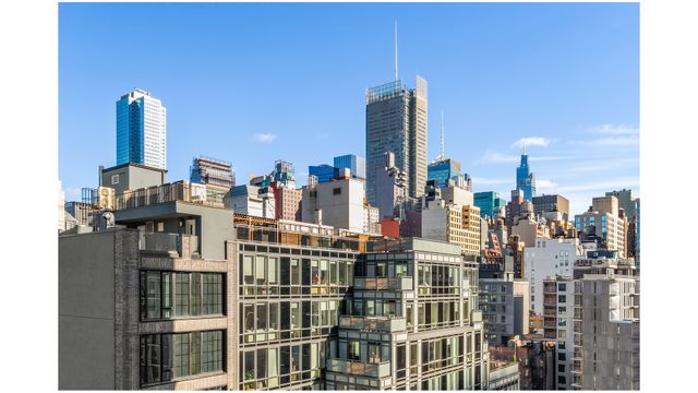 448 W 37TH Street A9, New York City, NY 10018