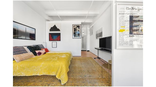 448 W 37TH Street A9, New York City, NY 10018