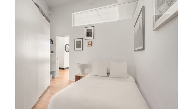 448 W 37TH Street A9, New York City, NY 10018