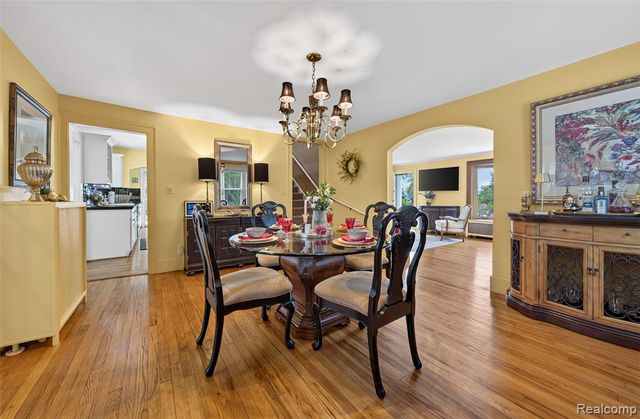 3841 Covert Road, Waterford, MI 48328