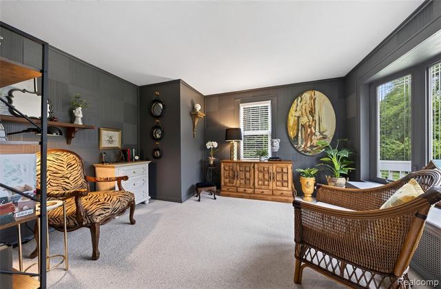 3841 Covert Road, Waterford, MI 48328