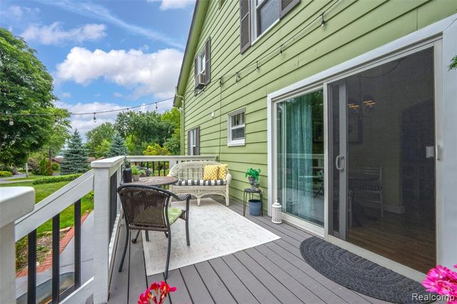 3841 Covert Road, Waterford, MI 48328