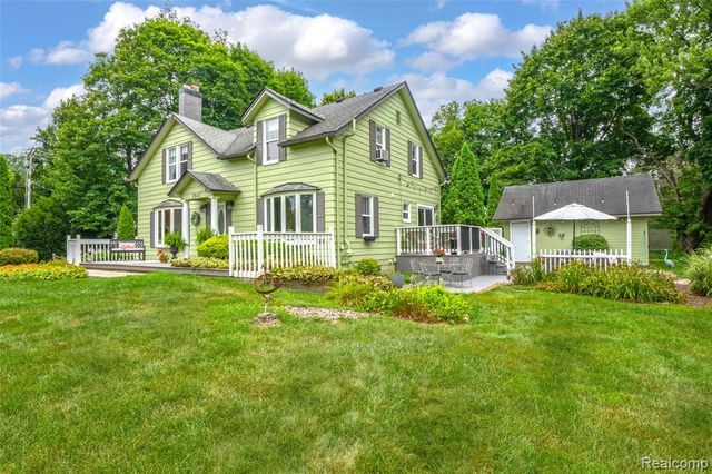 3841 Covert Road, Waterford, MI 48328