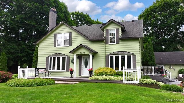 3841 Covert Road, Waterford, MI 48328