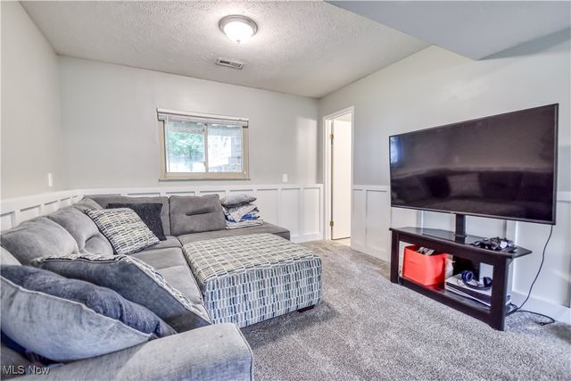 5817 Fenwood Court, Mentor On The Lake, OH 44060