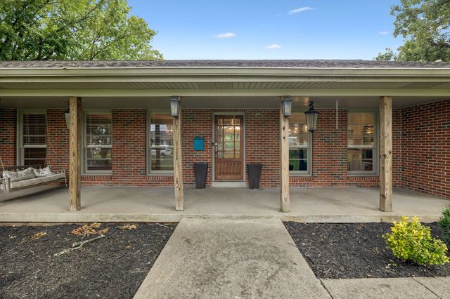 708 Westwood Dr, Lebanon, TN 37087
