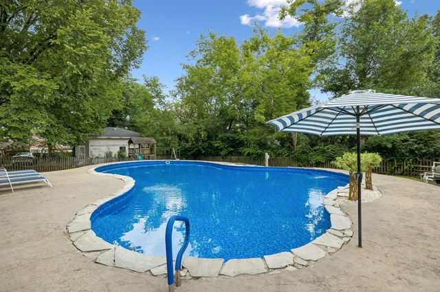 708 Westwood Dr, Lebanon, TN 37087