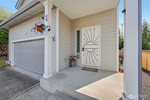 6242 71st Avenue Ct W, University Place, WA 98467