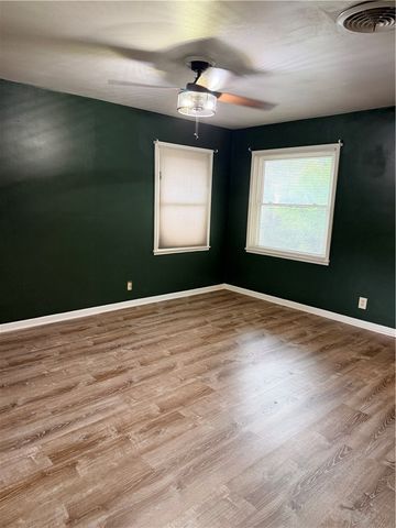525 Grant Pl, Corpus Christi, TX 78411