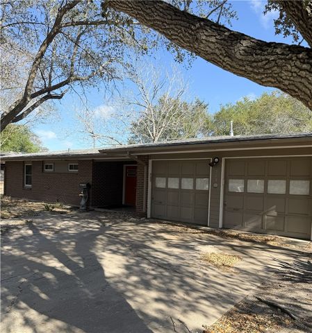 525 Grant Pl, Corpus Christi, TX 78411