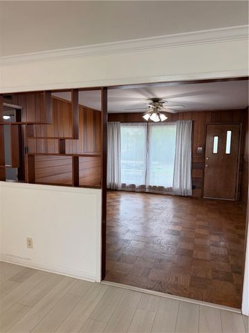 525 Grant Pl, Corpus Christi, TX 78411