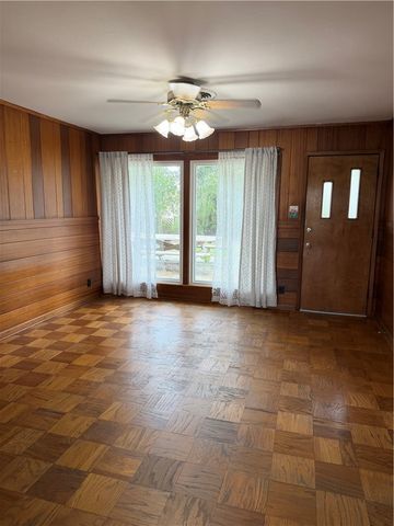 525 Grant Pl, Corpus Christi, TX 78411
