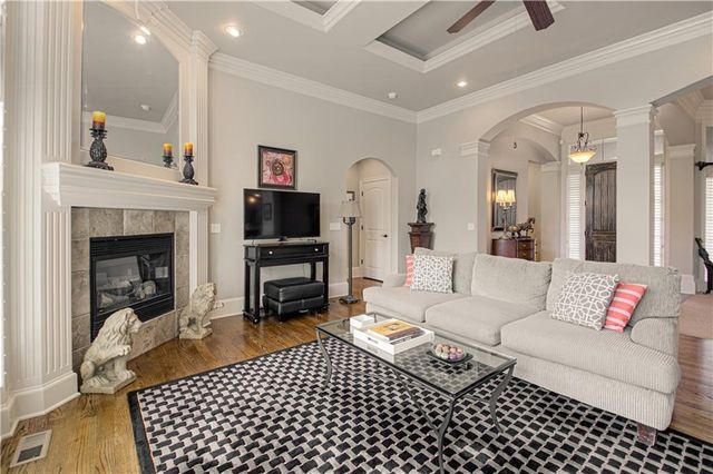 10320 W 142nd Street, Overland Park, KS 66221