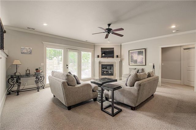 10320 W 142nd Street, Overland Park, KS 66221