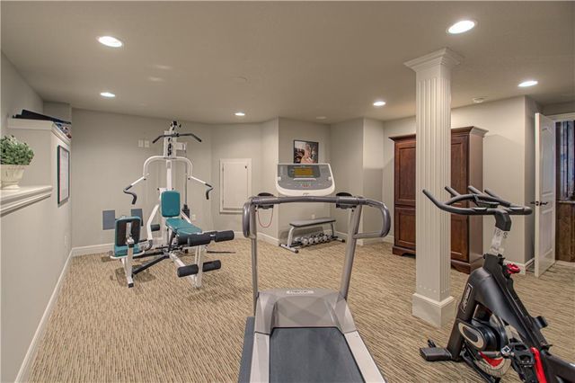 10320 W 142nd Street, Overland Park, KS 66221