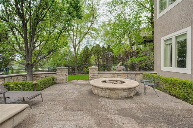 10320 W 142nd Street, Overland Park, KS 66221