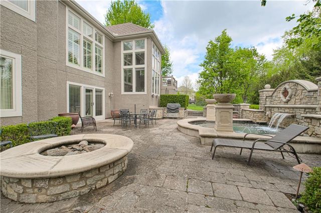 10320 W 142nd Street, Overland Park, KS 66221