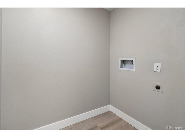 13901 E Marina Dr 102, Aurora, CO 80014