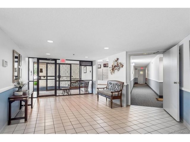 13901 E Marina Dr 102, Aurora, CO 80014