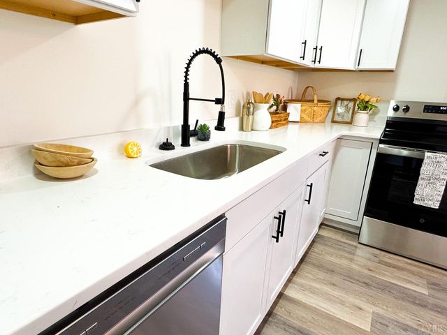 46 DEPOT Street, Chatham, VA 24531