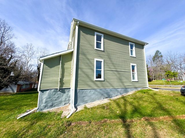 46 DEPOT Street, Chatham, VA 24531