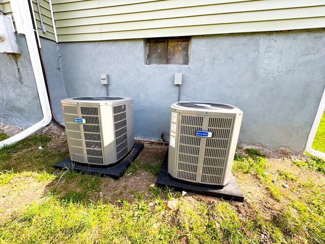 46 DEPOT Street, Chatham, VA 24531