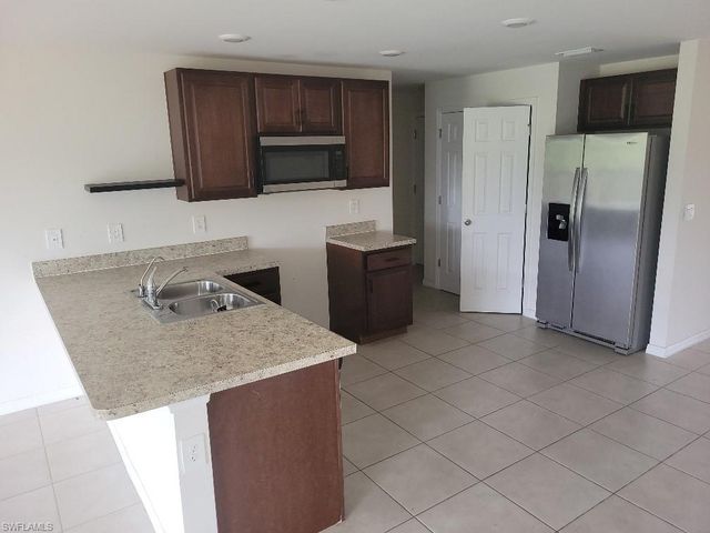 3303 75th ST W, Lehigh Acres, FL 33971
