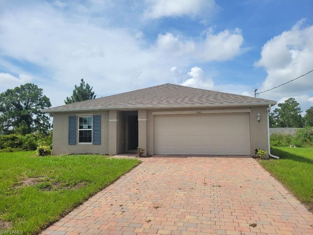 3303 75th ST W, Lehigh Acres, FL 33971