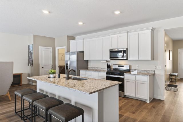 10081 188th Avenue NW, Elk River, MN 55330