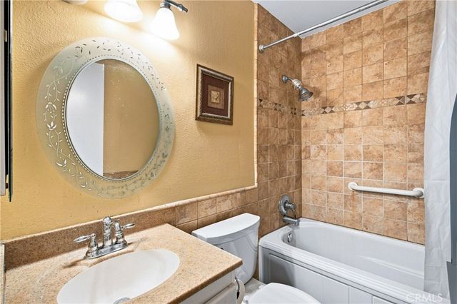 8333 Sedan, West Hills, CA 91304