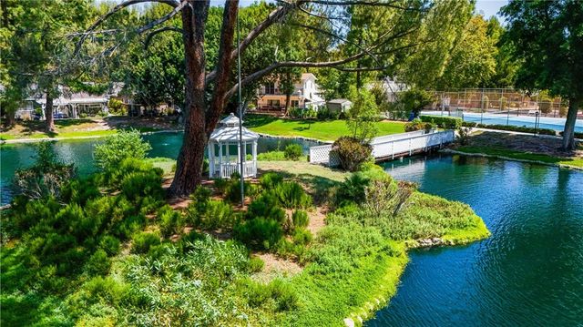 8333 Sedan, West Hills, CA 91304