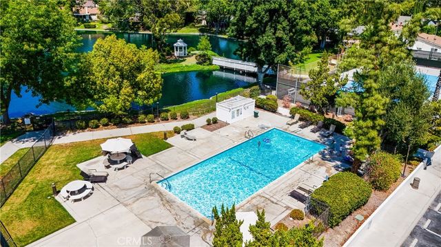 8333 Sedan, West Hills, CA 91304