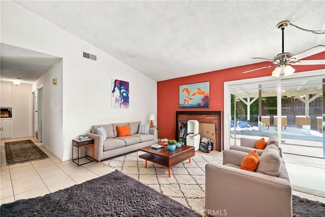 8333 Sedan, West Hills, CA 91304